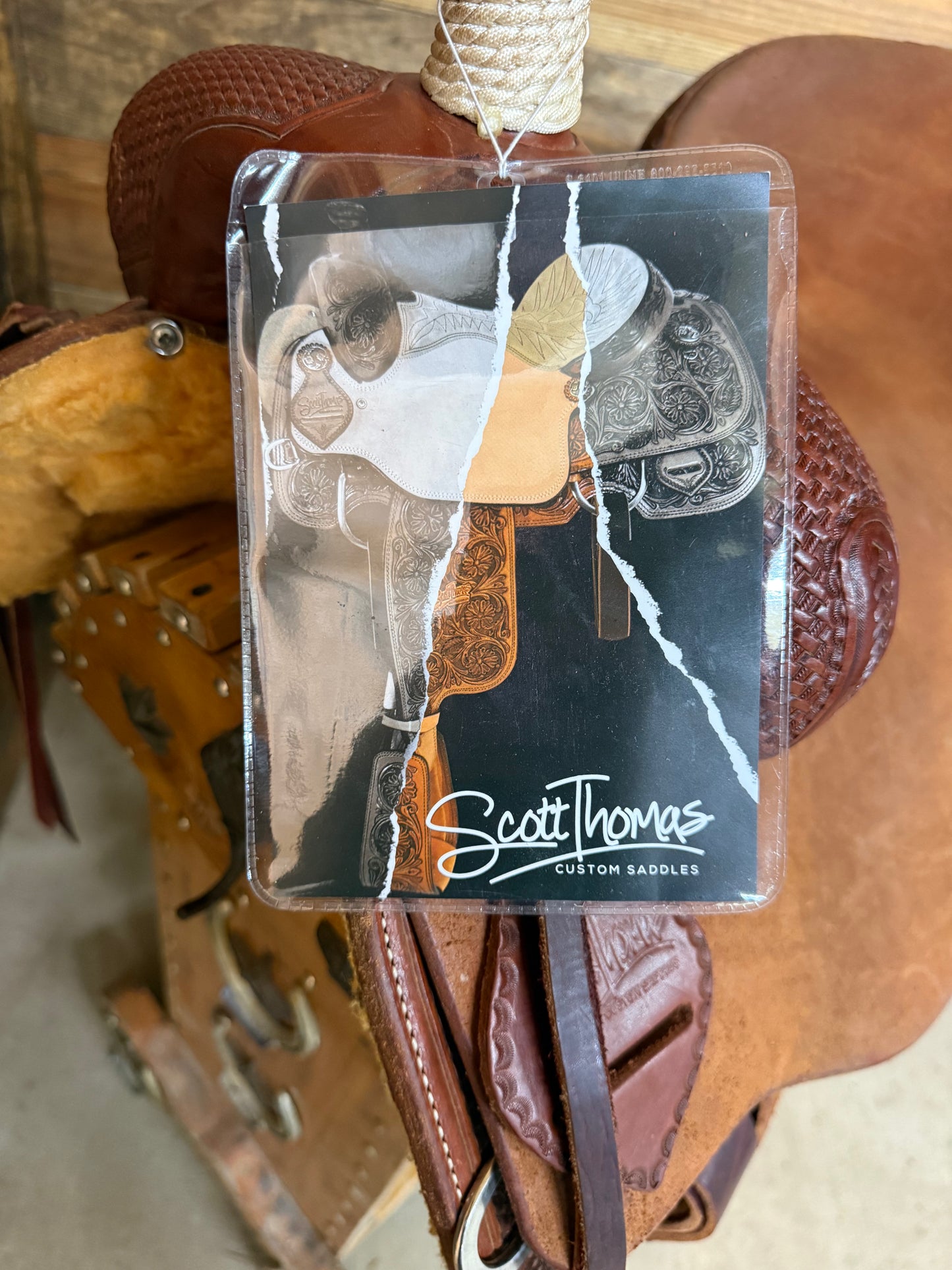 (LIKE NEW) Scott Thomas- 16"