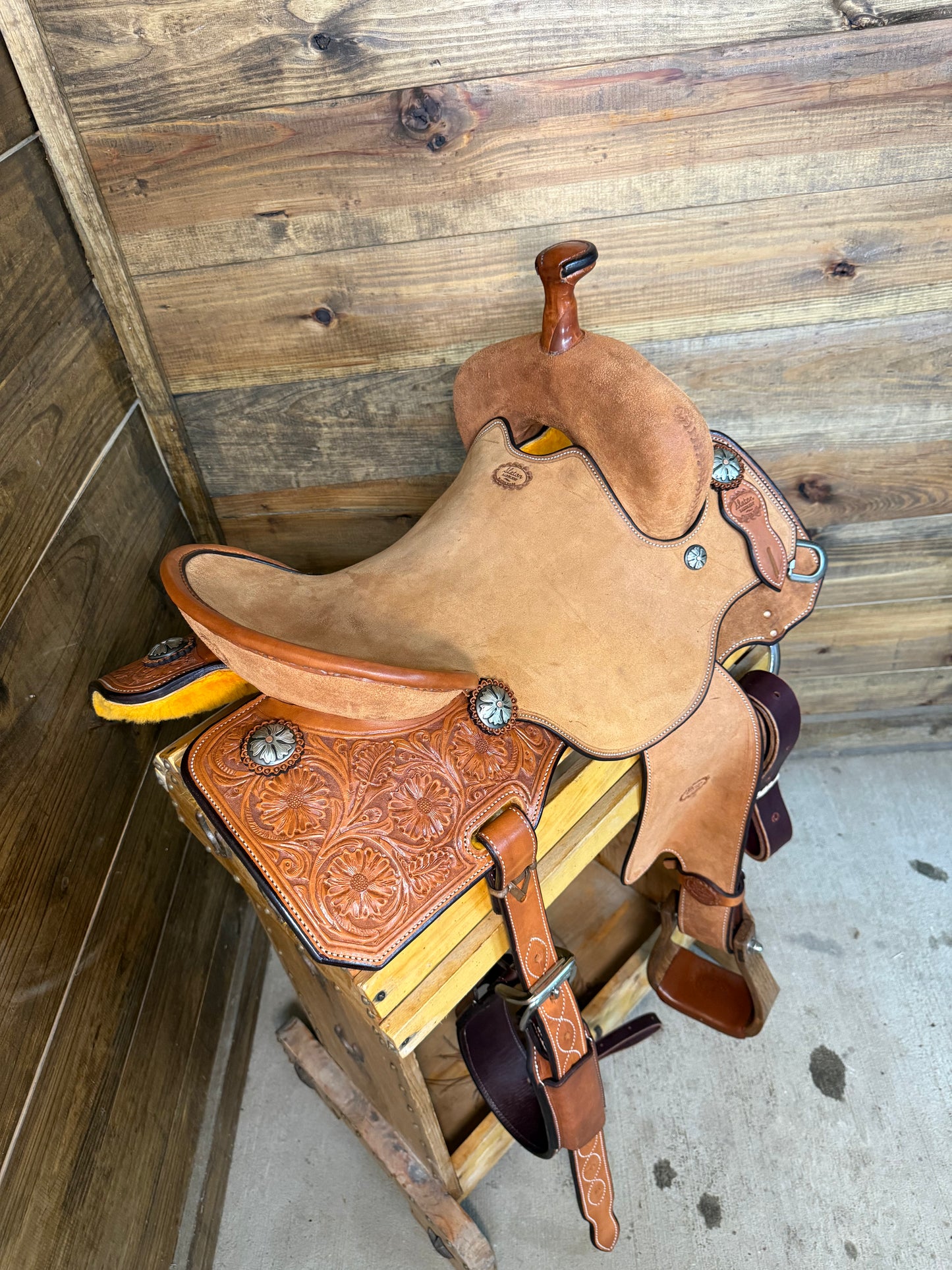 Slaton Lightweight Spinal Relief Ranch Cutter- 15.5"