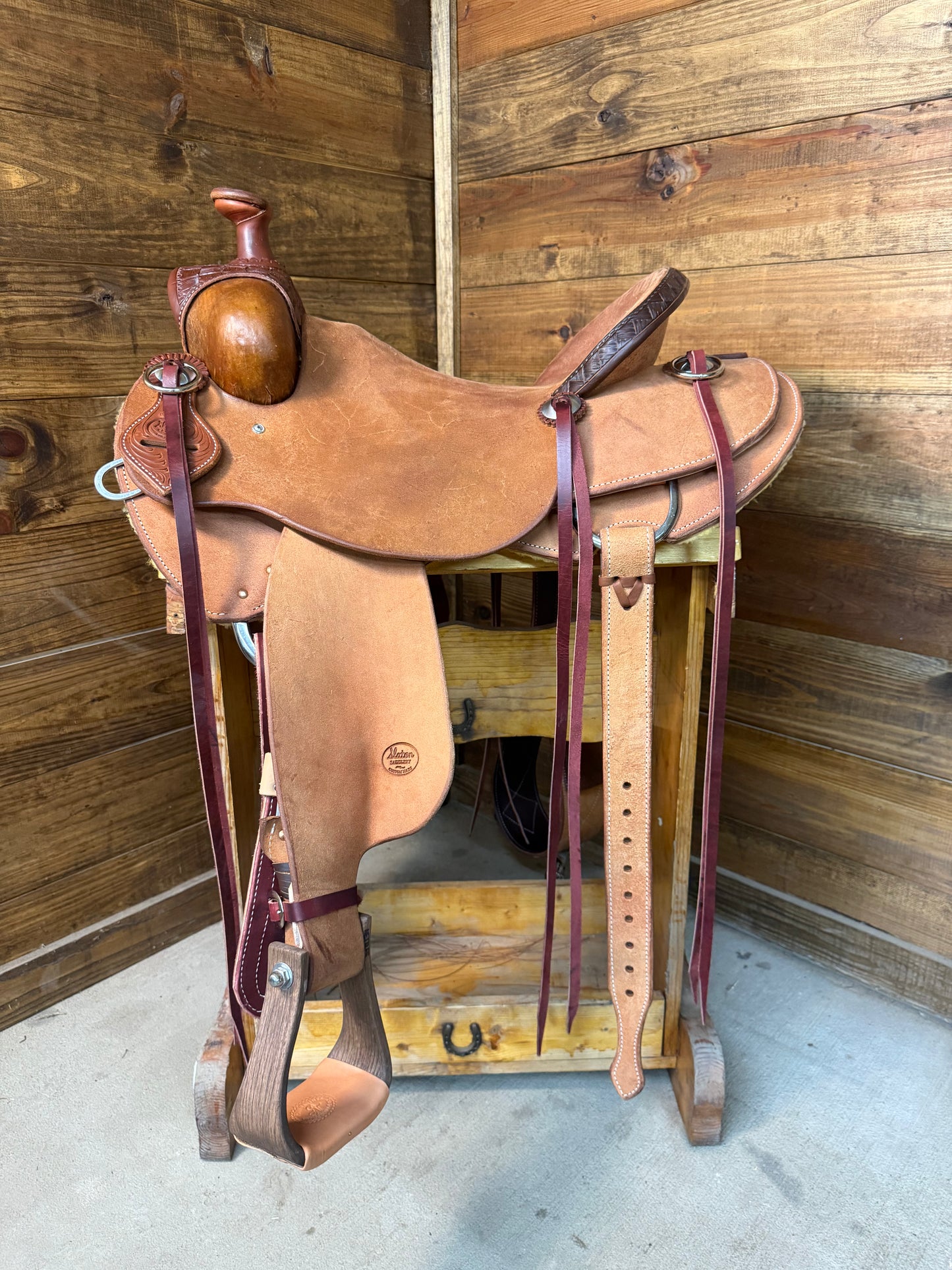 Slaton Rancher- 16"