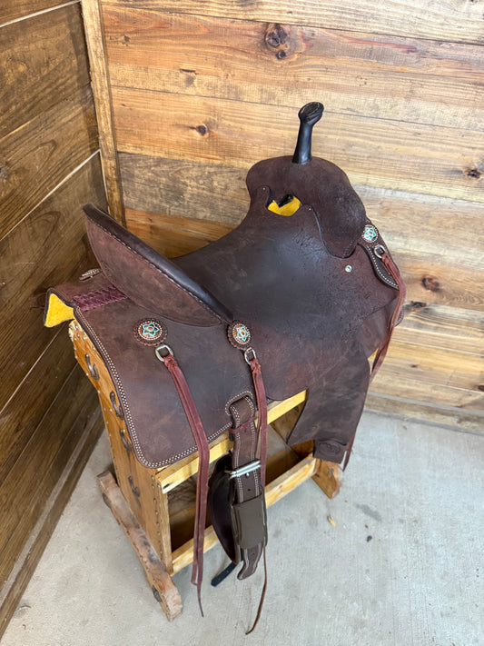 (LIKE NEW) Cowboy Rust Tack- 15"