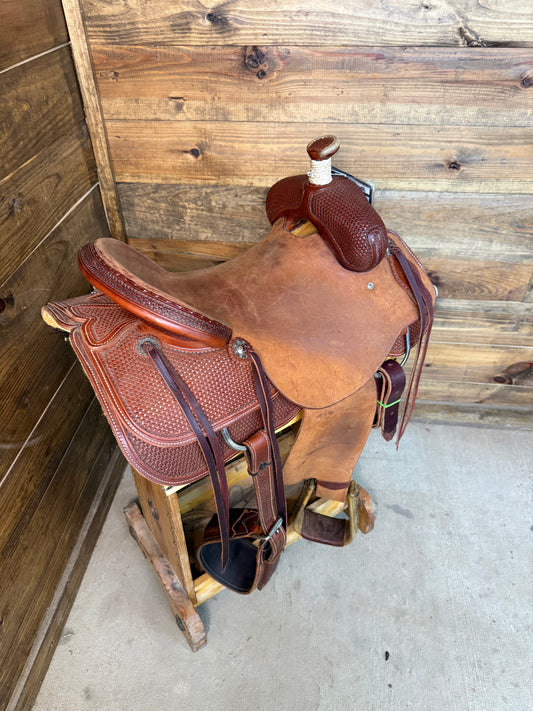 (LIKE NEW) Scott Thomas- 16"