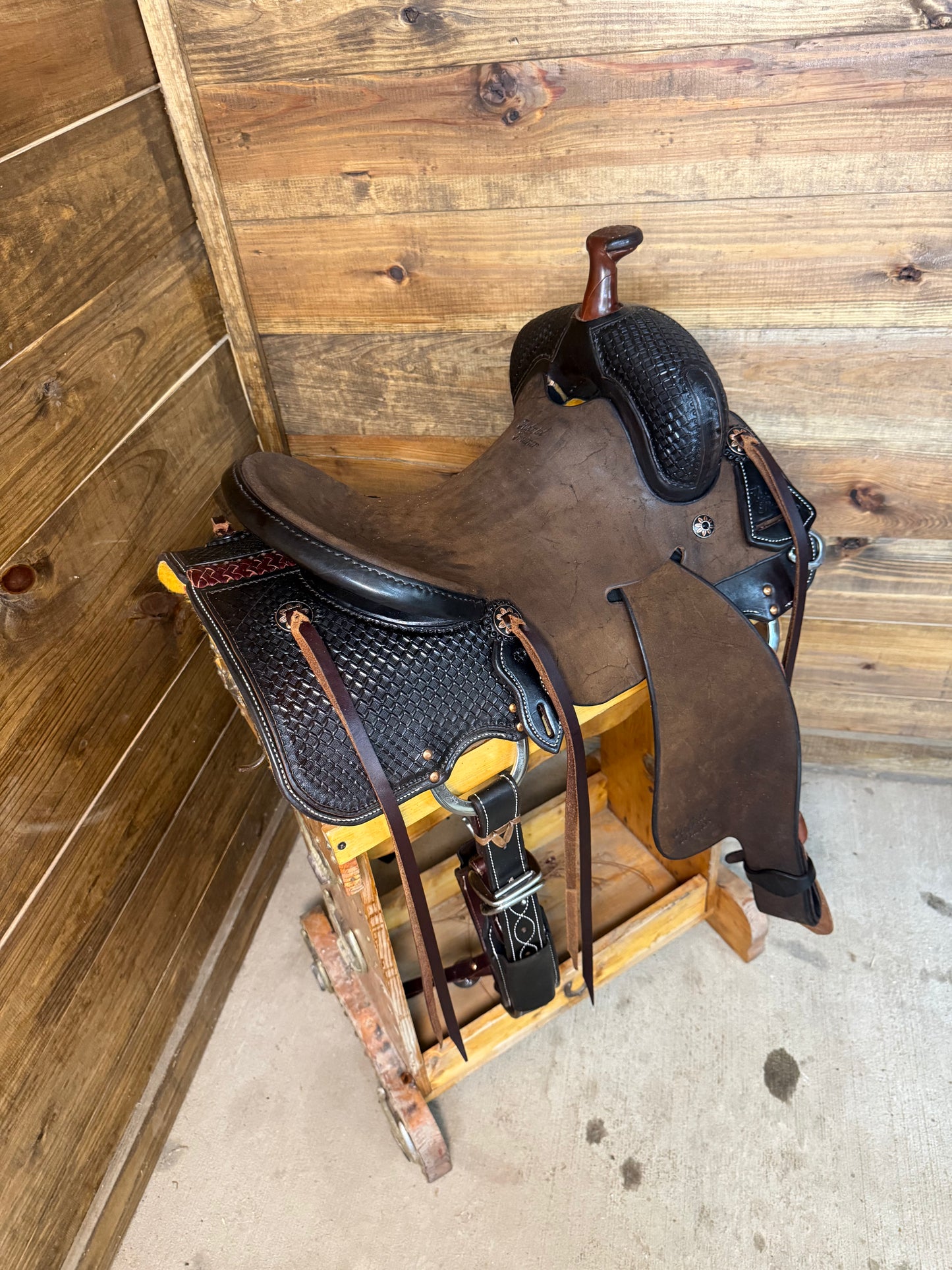 *SALE* Hybrid Trainer- 14.5"