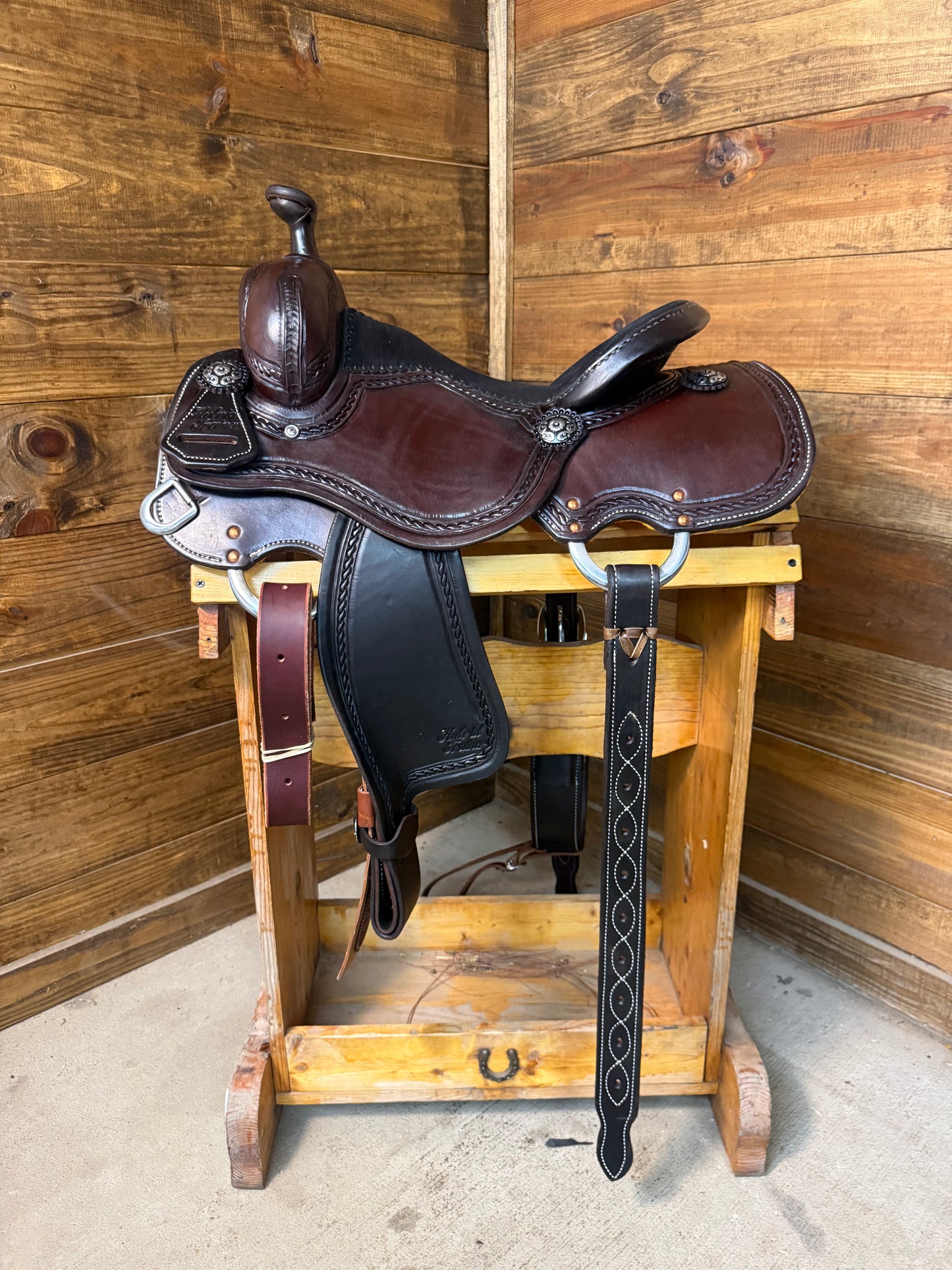 Hybrid Trainer DL Cowhorse