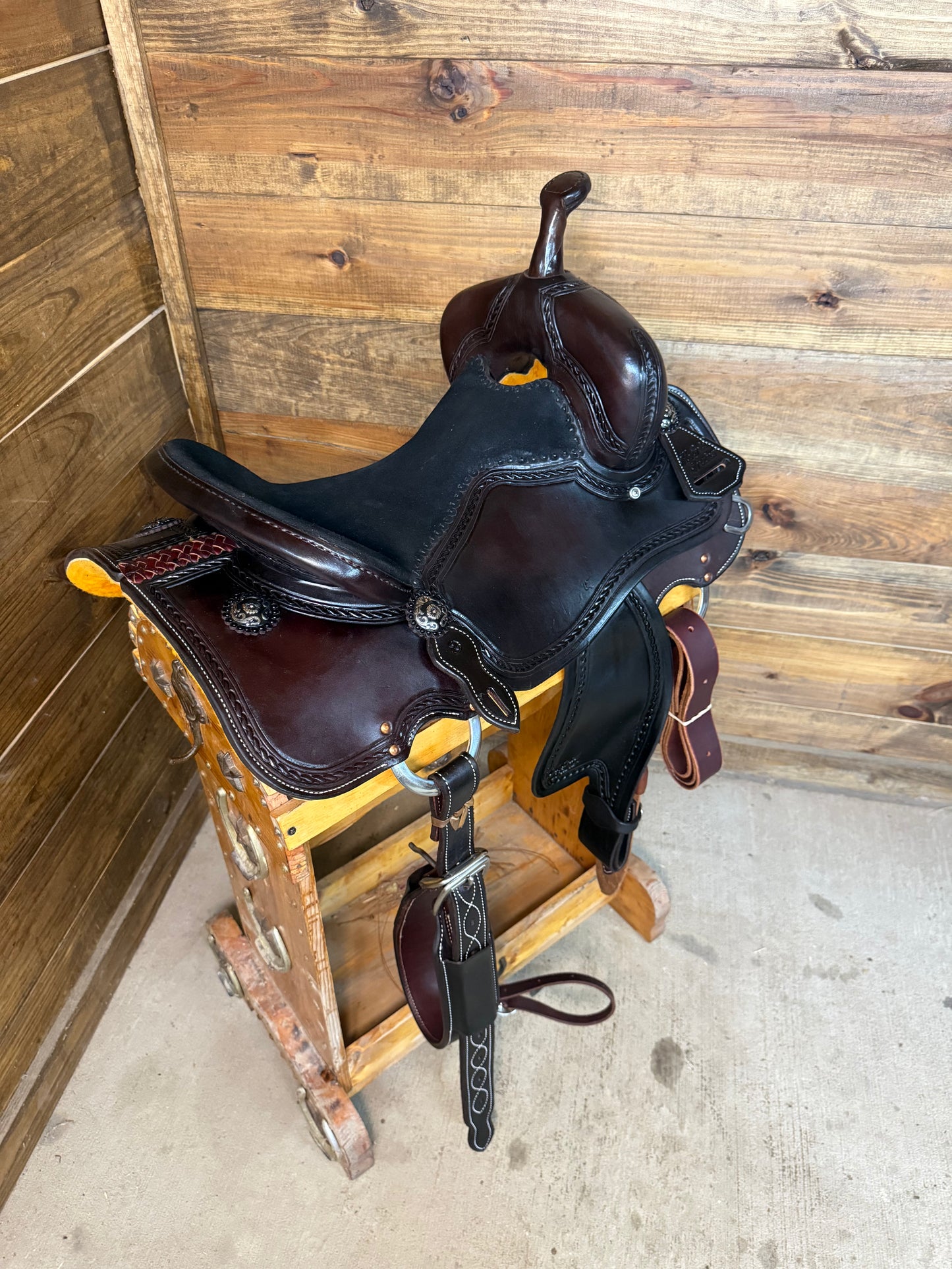 Hybrid Trainer- 15.5"