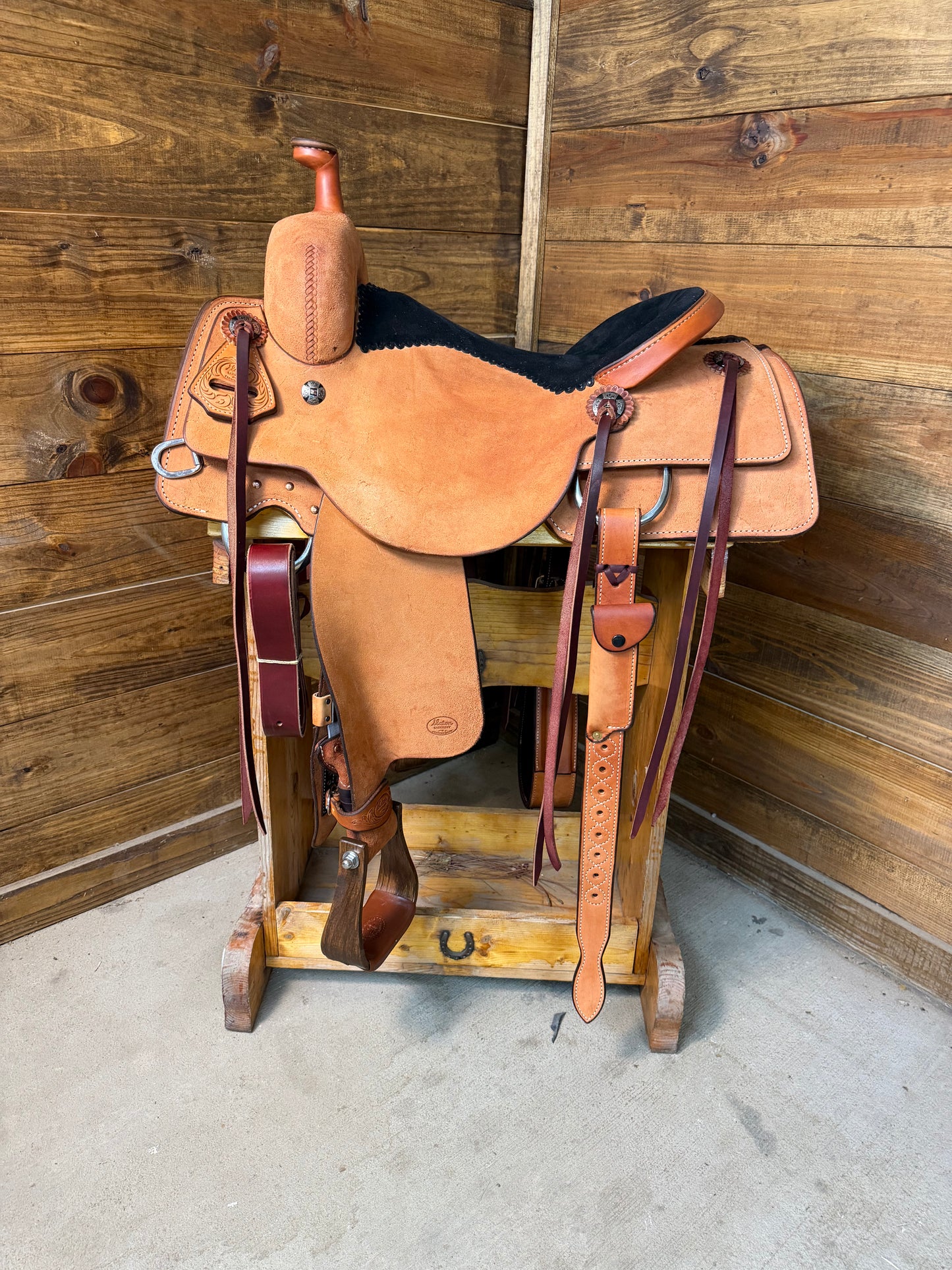 Slaton Ranch Cutter- 16"