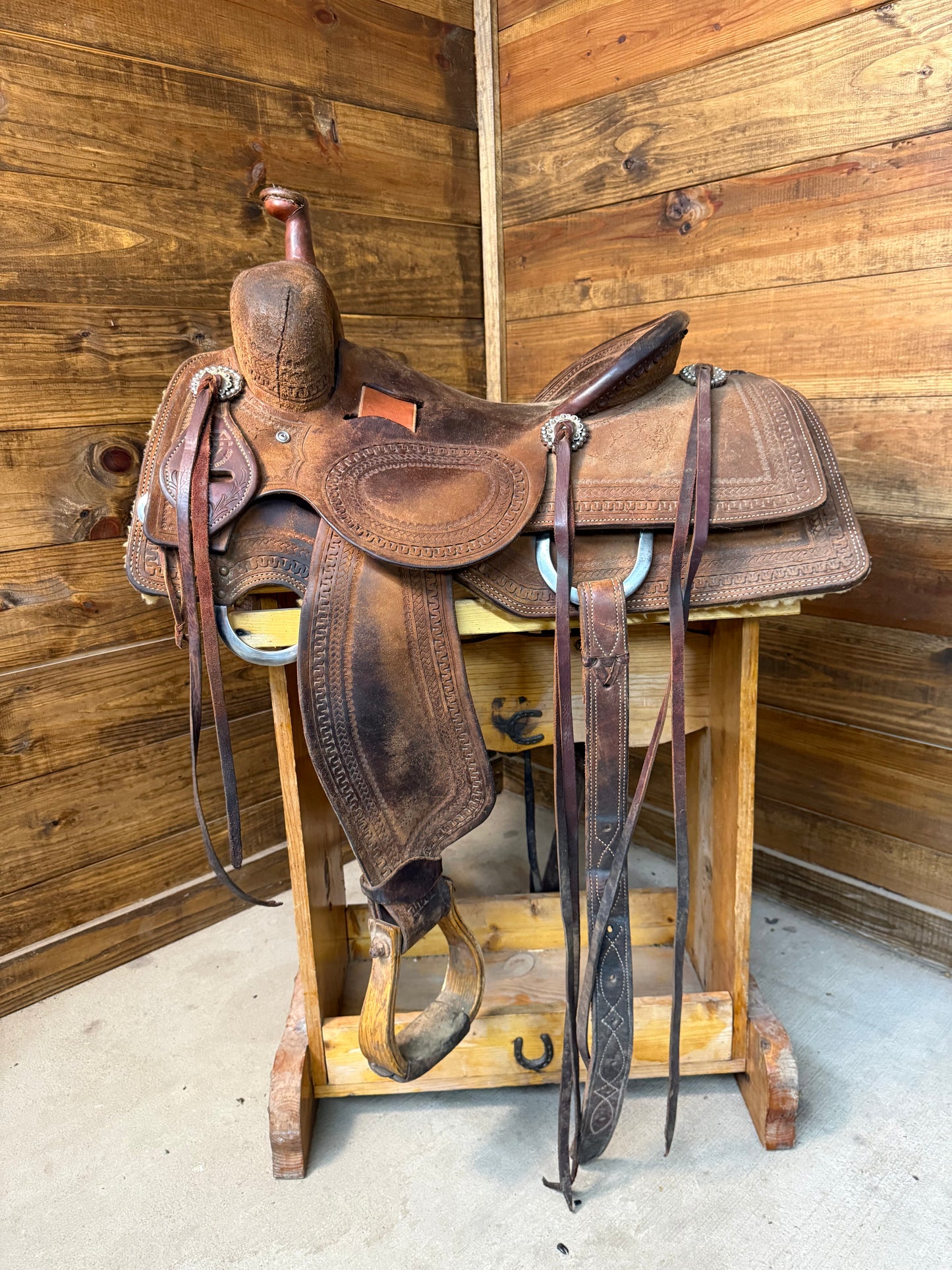 Used Diamond D Saddle